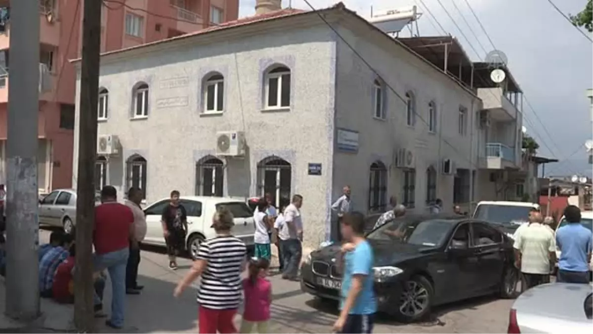 İzmir'deki Selde Hayatını Kaybeden Ümit Özkan Toprağa Verildi