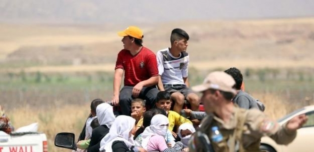 Sincar Dağı\'nda Mahsur Kalan Yezidiler