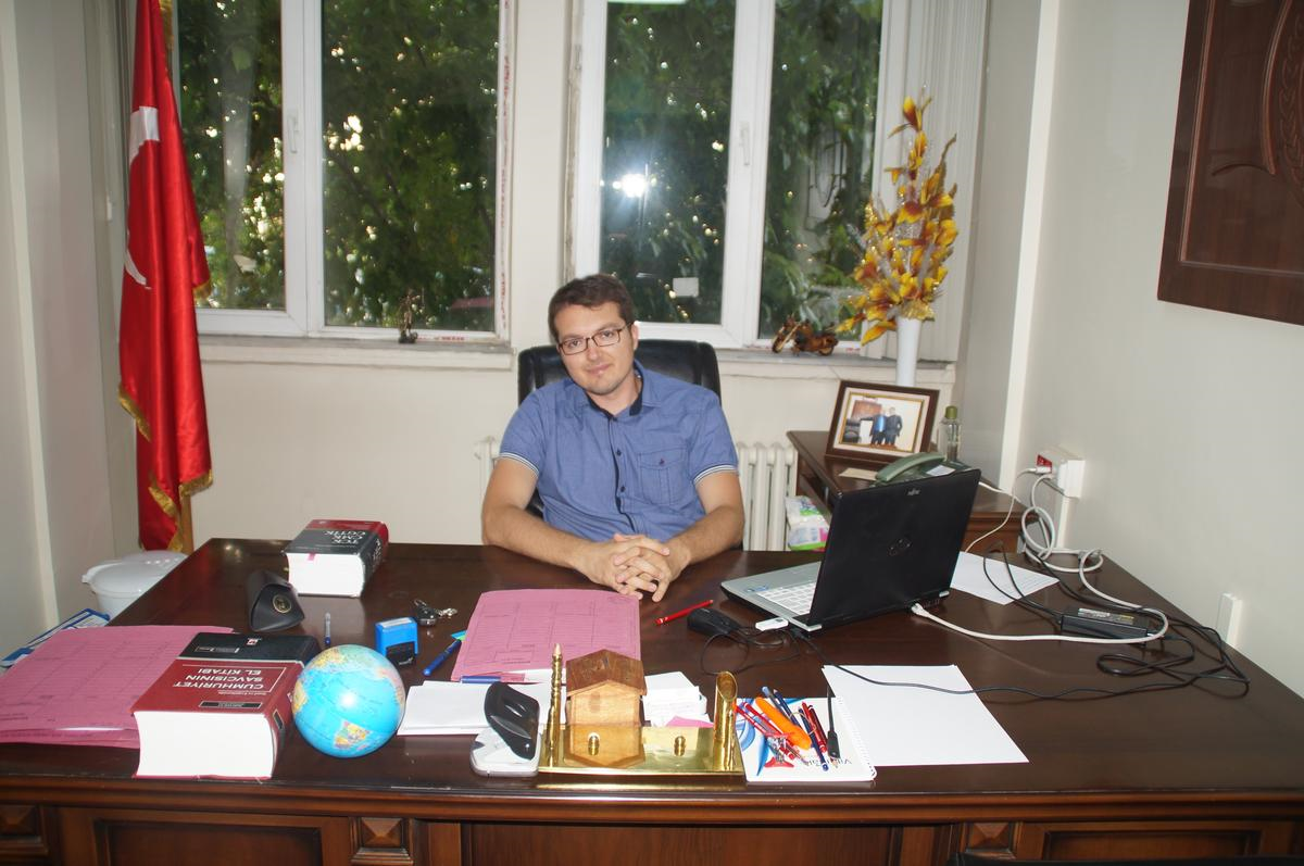 Horasan'da Yeni Savcı Aşık Görevine Başladı