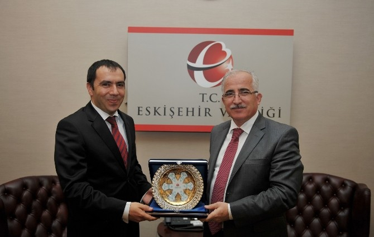 Başkan Kızıltepe\'den Vali Tuna\'ya Veda Ziyareti