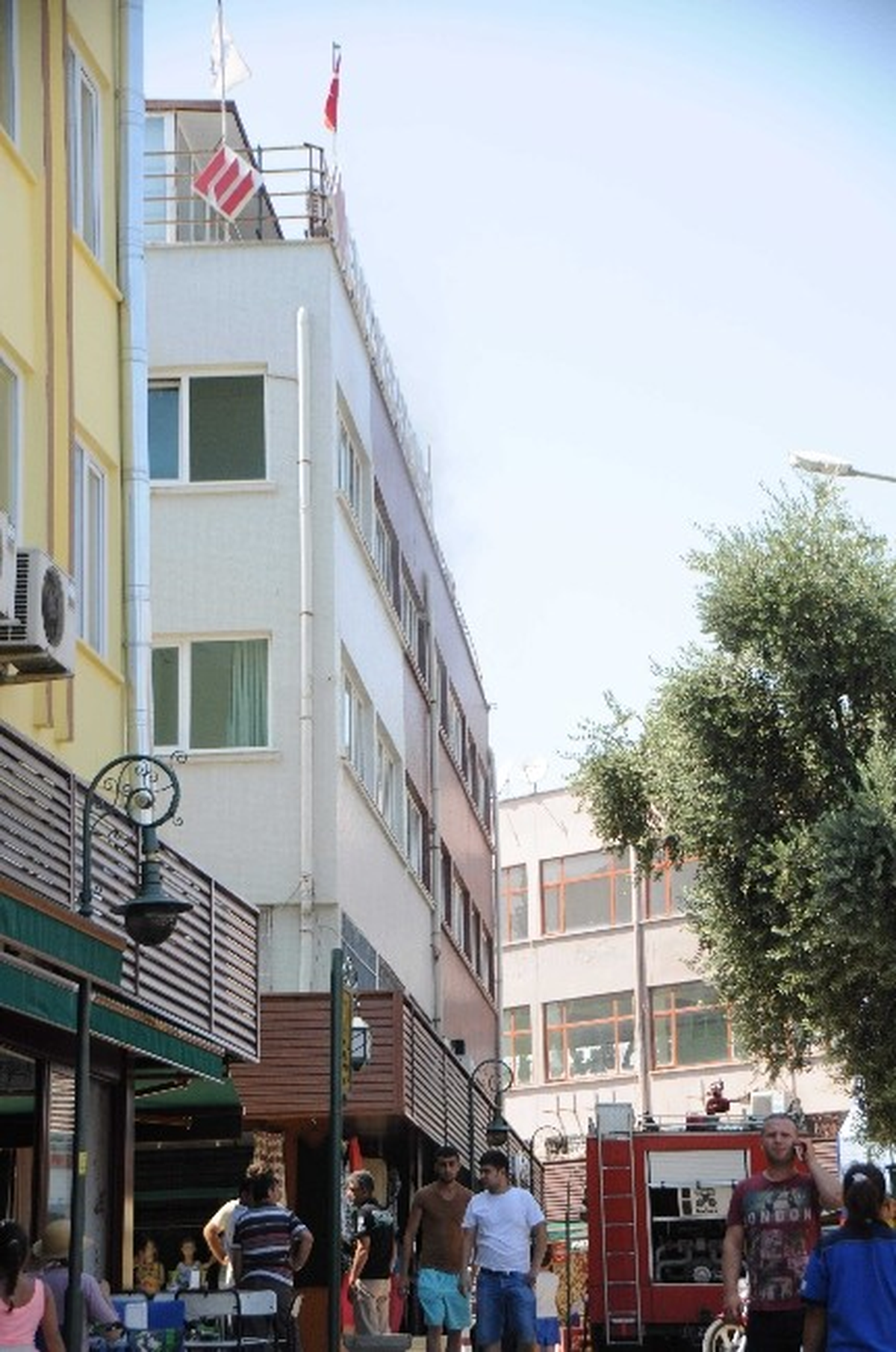 Dershanede Klimadan Çıkan Yangın Korkuttu