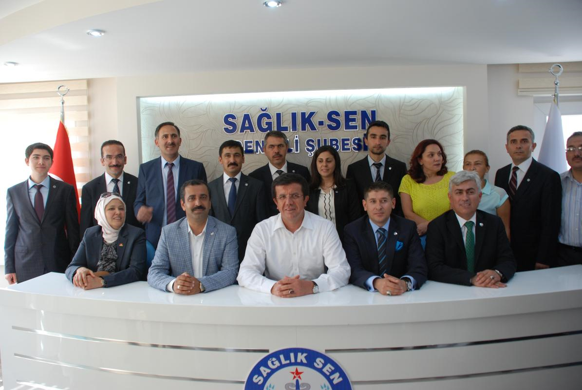 Ekonomi Bakanı Zeybekci Denizli\'de