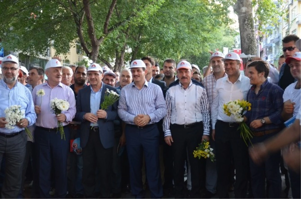 Erdoğan Gönüllüleri Desteklerini Yürüyerek Gösterdi