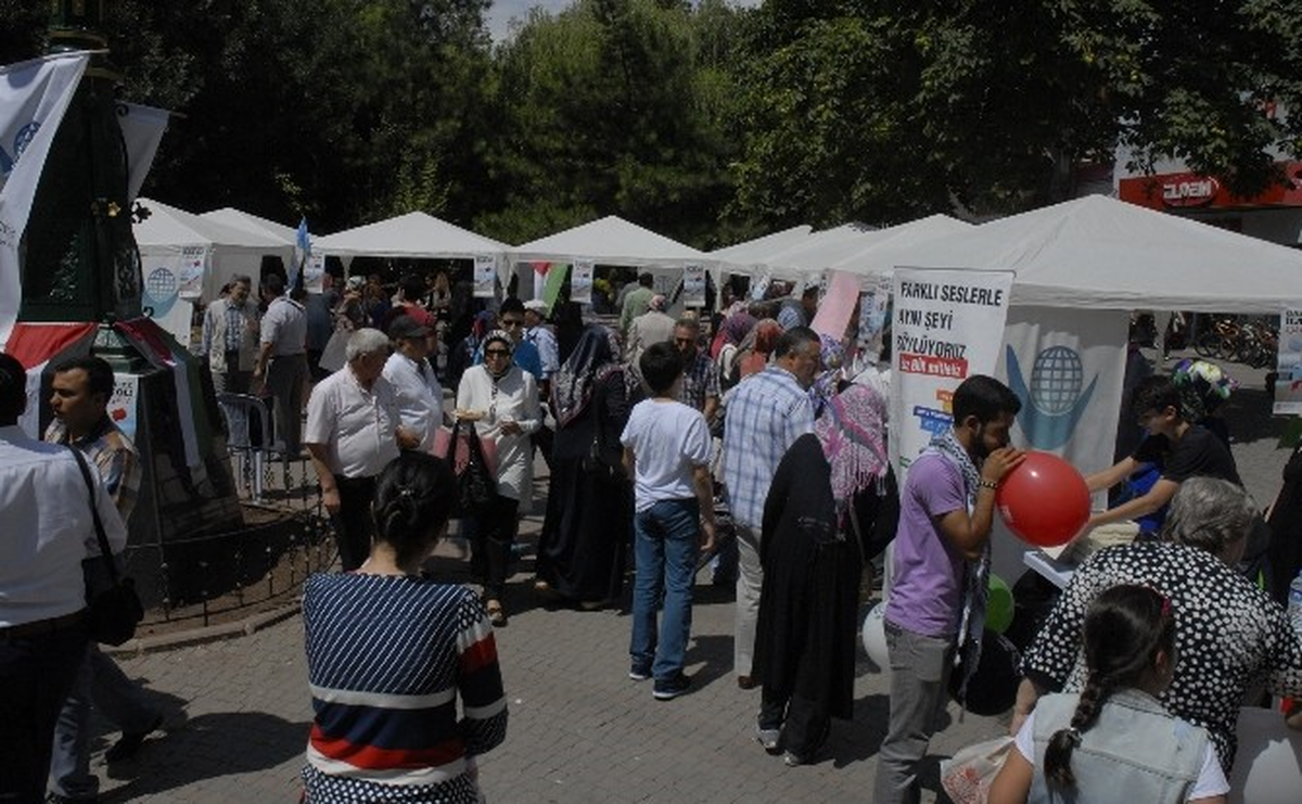 Eskişehir\'de Gazze ve Doğu Türkistan\'a Destek Kermesi