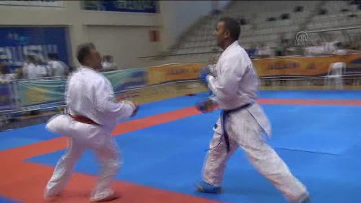 Filistinli sporcular İsrail engelini tanımadı -