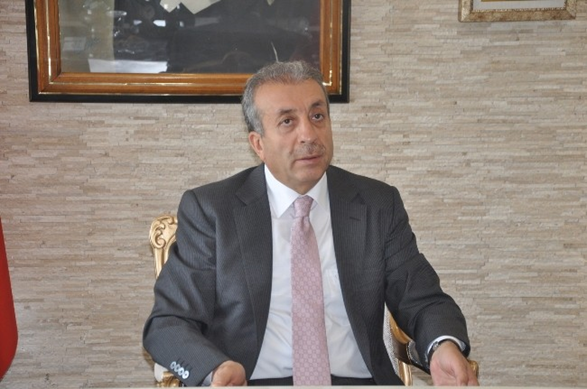 Gıda Tarım ve Hayvancılık Bakanı Eker, Diyarbakır\'da