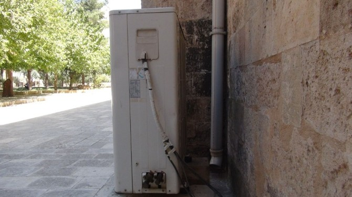 Hırsızlar Camiye Dadandı