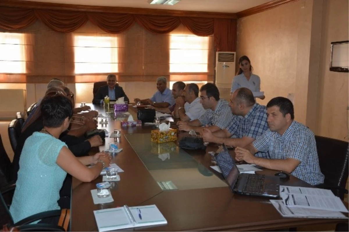 İka Kentleşme Çevre ve Altyapı Komisyonu Toplantısı Kilis\'te Yapıldı