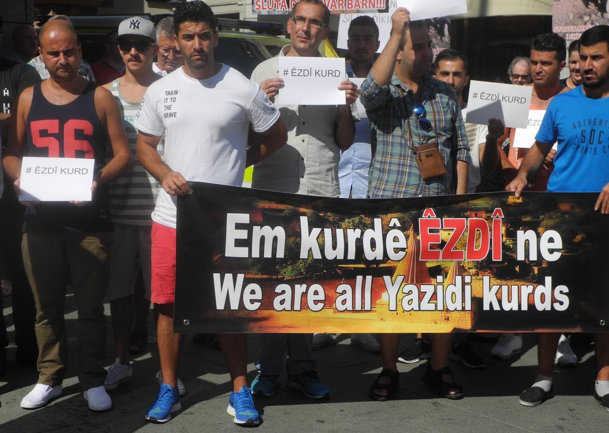 İsveç'teki Yezidiler Işid Saldırılarını Protesto Etti