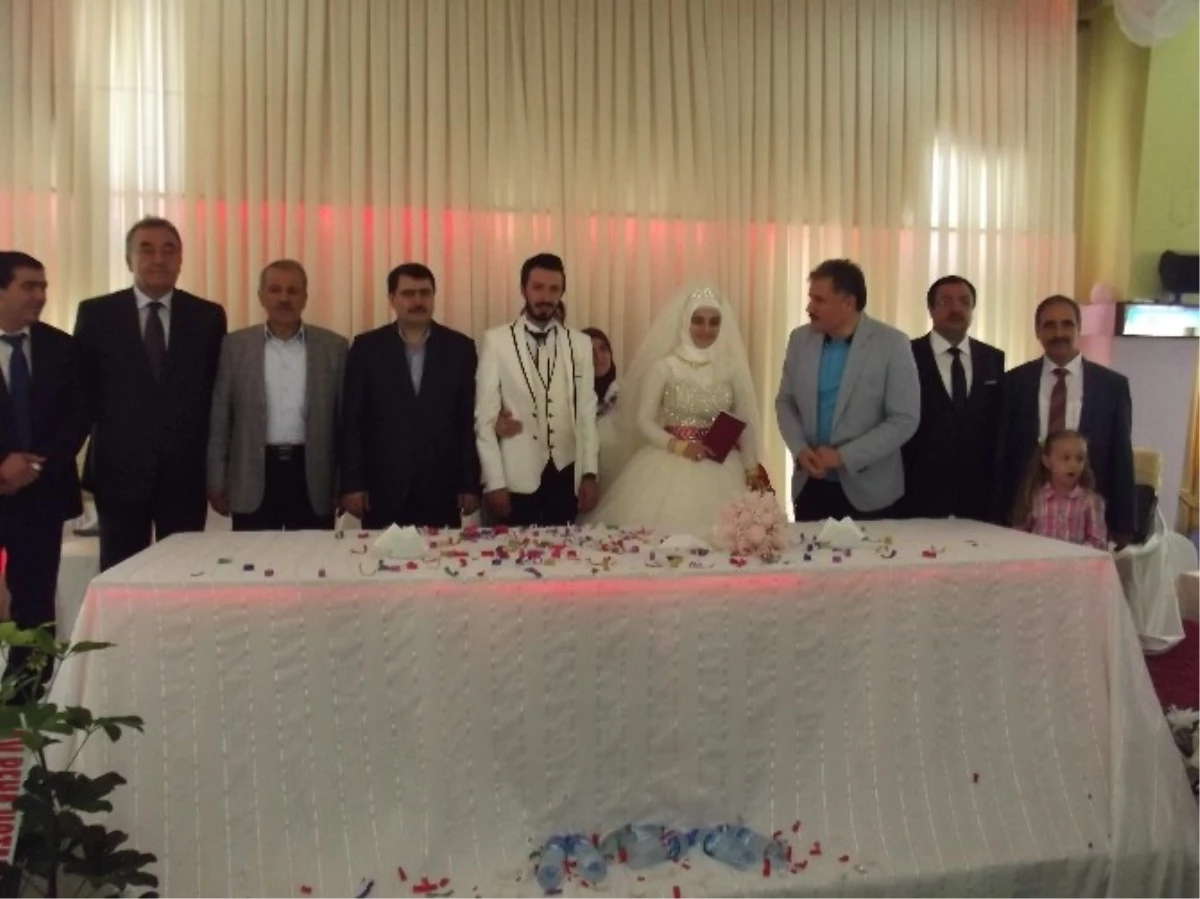 Malatya Hukukçular Derneği Başkanı Ali Bakan\'ın Mutlu Günü