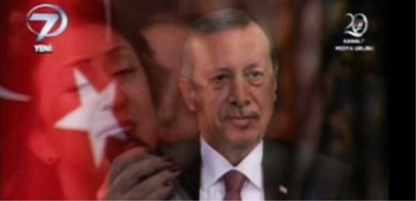 Melihat Gülses, Erdoğan İçin Şarkı Söyledi