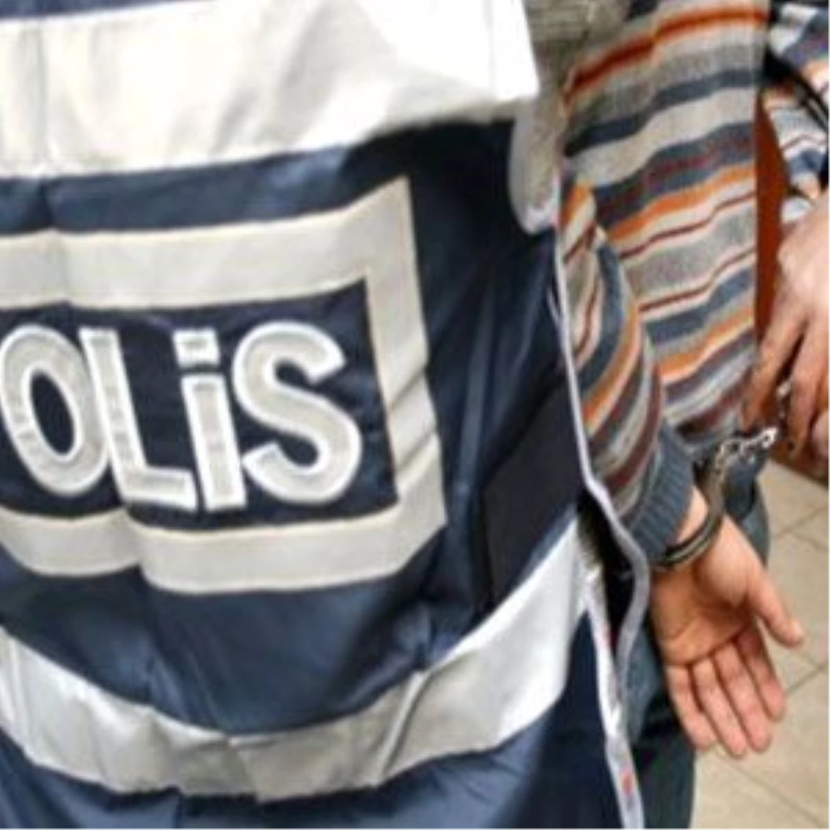 Tunceli\'de Terör Örgütü Üyesi 2 Kişi Tutuklandı