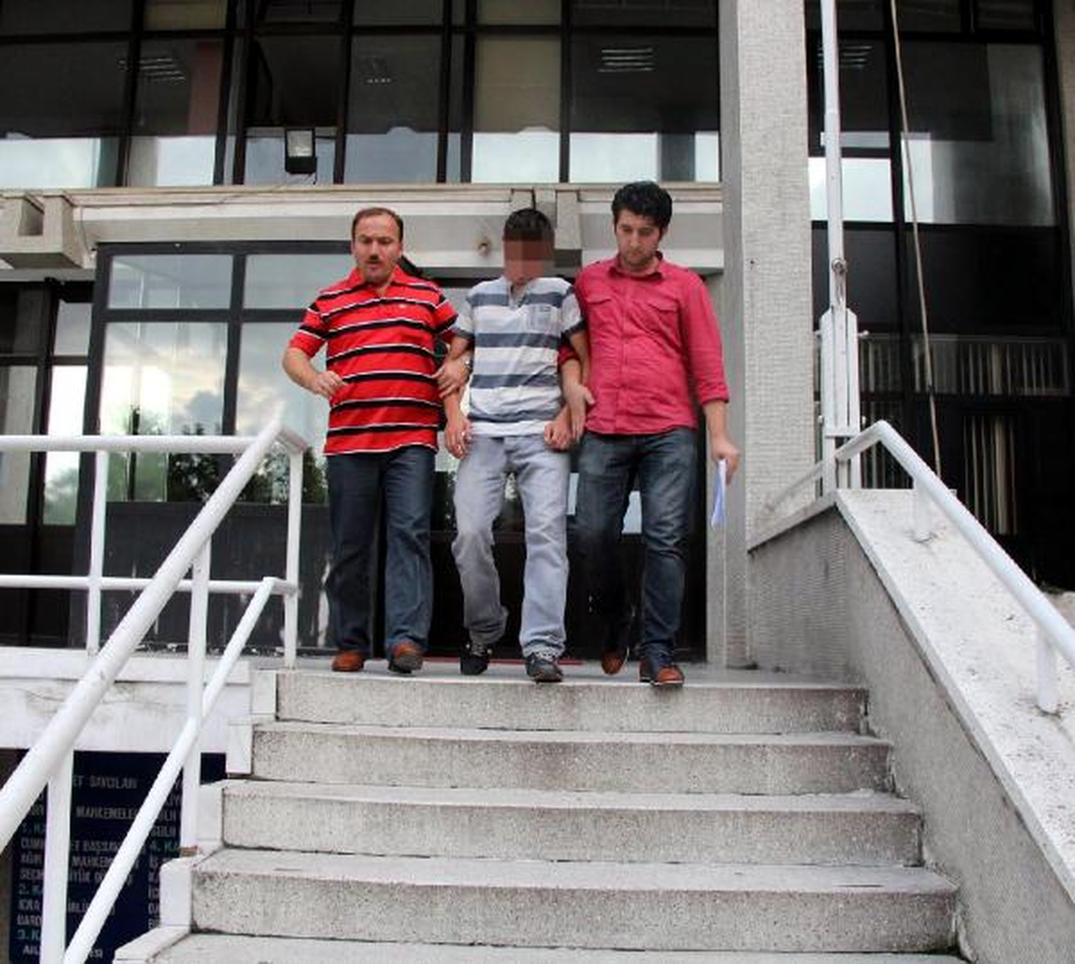 16 Yaşında Cinsel İstismardan Tutuklandı
