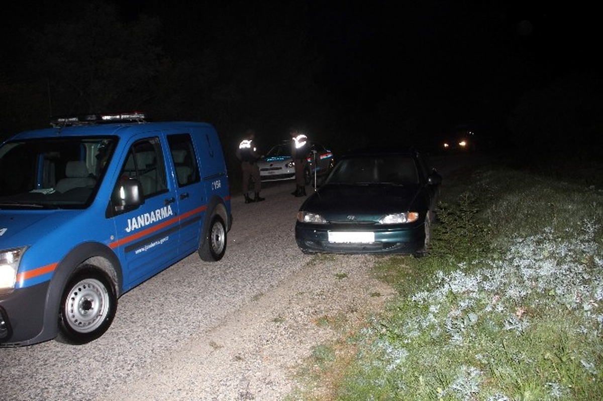 Amca Oğulları Arasında Çıkan Kavgada Kan Aktı
