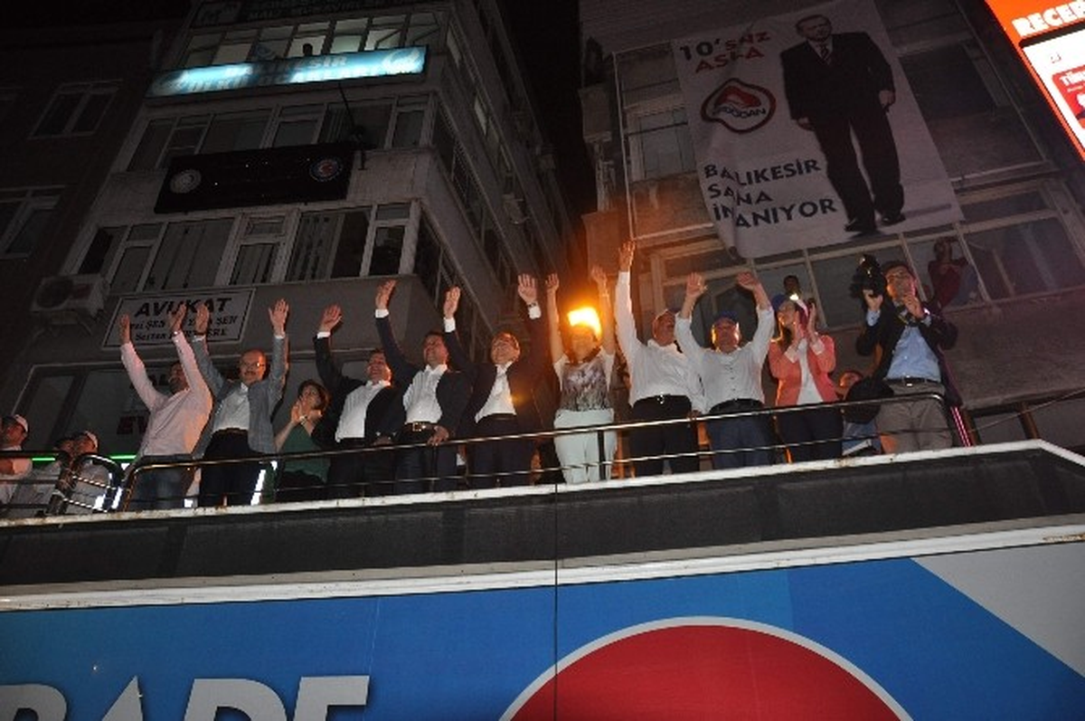 Balıkesir\'de Erdoğan Coşkusu