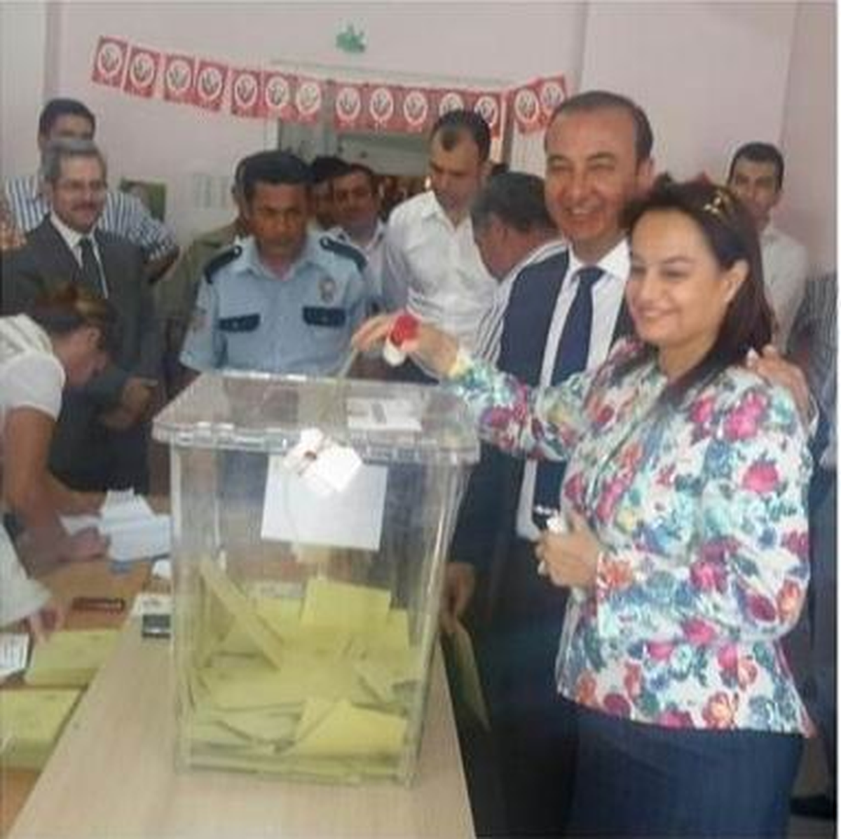 Ceyhan Belediye Başkanı Alemdar Öztürk Oyunu Kullandı