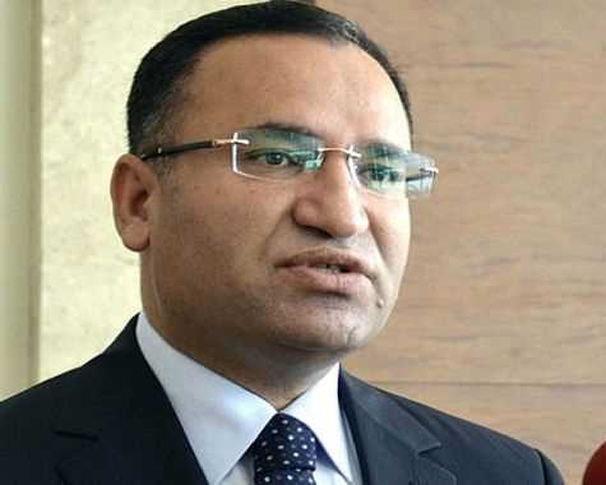 Adalet Bakanı Bozdağ, Oyunu Yozgat\'ta Kullandı