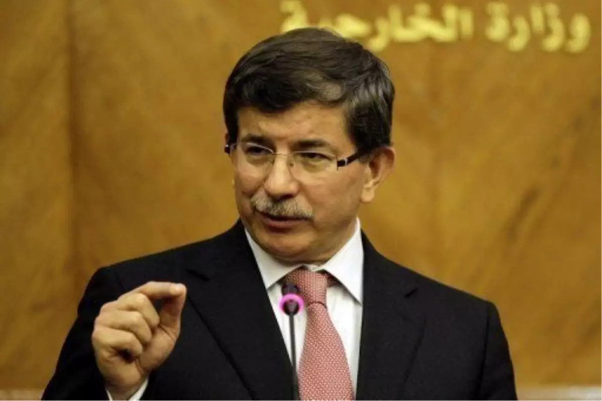 Davutoğlu\'dan Yoğun Telefon Diplomasi