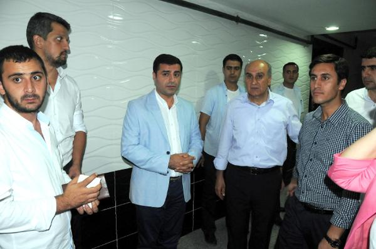 Demirtaş: Yeni Bir Başlangıç İçin Adım Attık