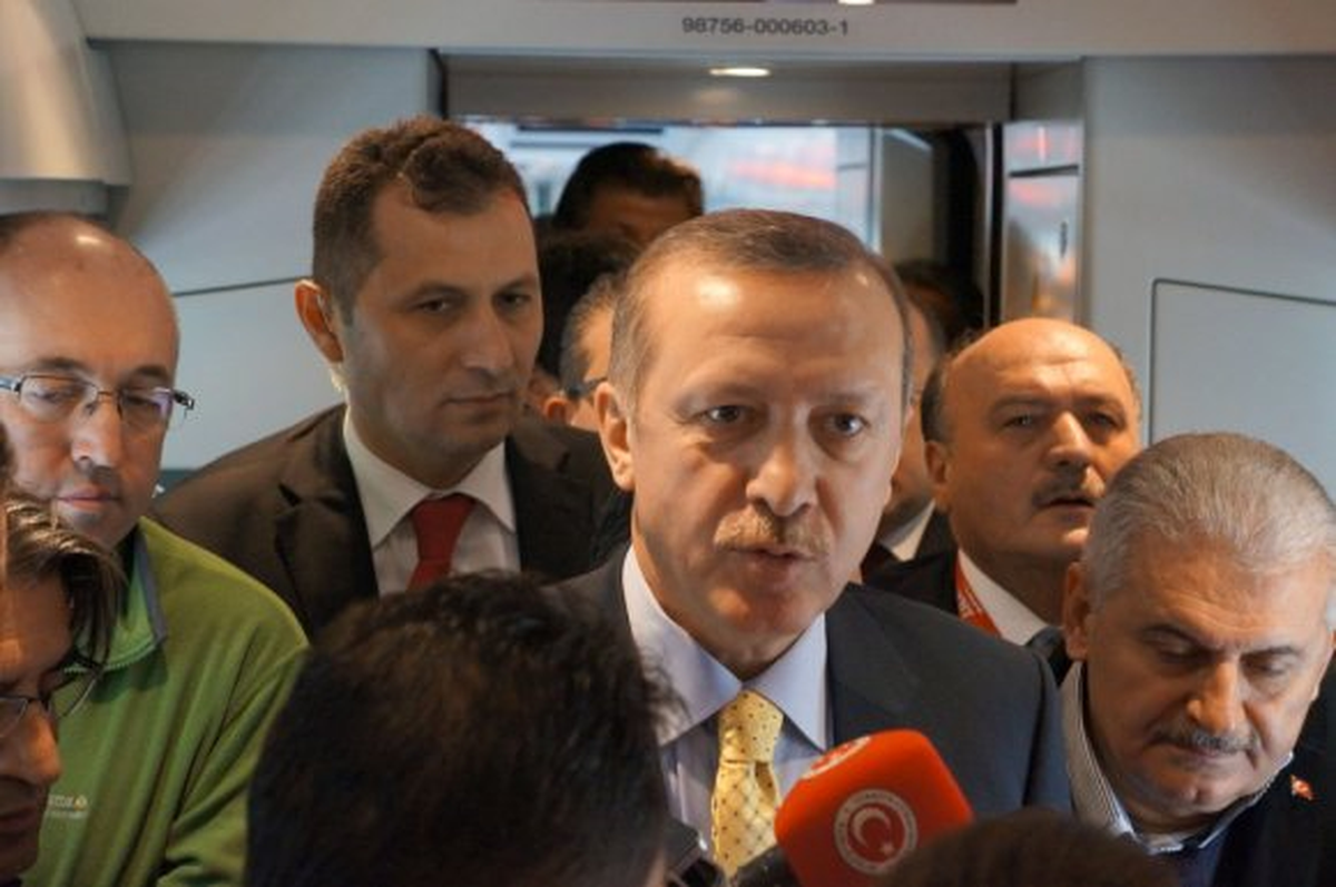 Erdoğan\'ın Oy Kullanacağı Okulda Yoğun Güvenlik Önlemi