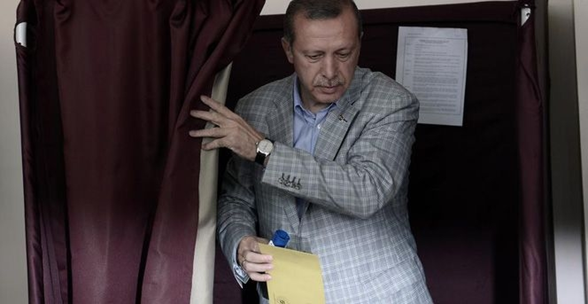 Erdoğan Oy Kullandığı Sandıkta Rakiplerine Fark Attı