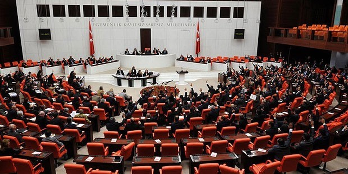 Meclis\'in Tatile Girme Tarihi Uzadı