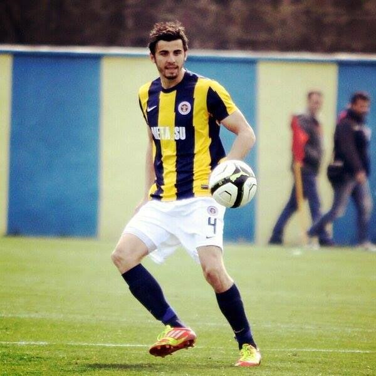 Menemen Belediyespor\'da Menderes Şoku