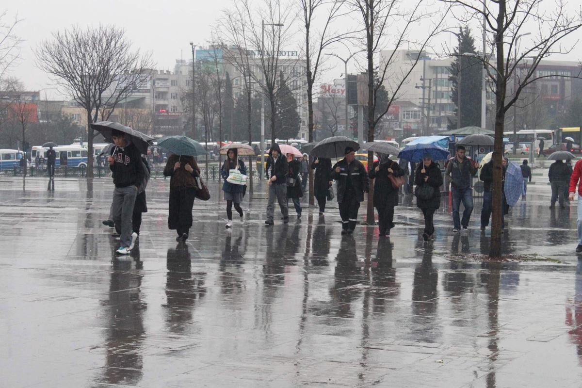 Meteoroloji\'den Ordu, Giresun ve Samsun\'un Doğu İlçeleri İçin Kuvvetli Yağış Uyarısı