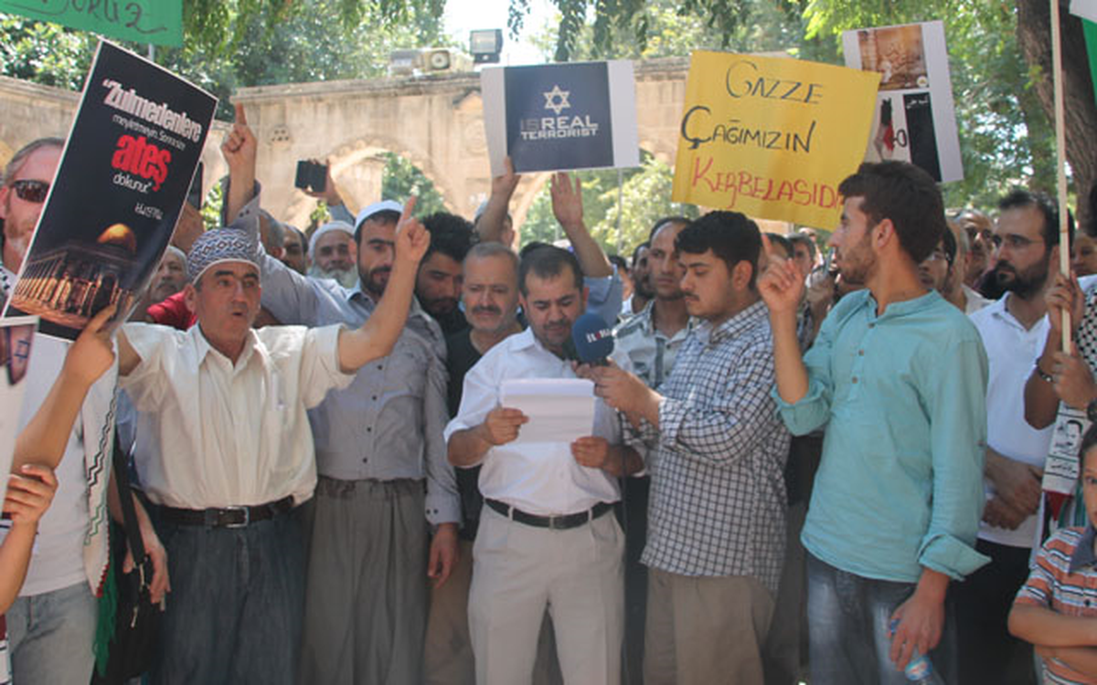 Şanlıurfa\'da Esnaf İsrail\'i Kınadı