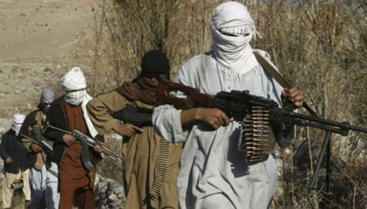 Afganistan\'da Taliban Saldırılarında 8 Polis Öldü