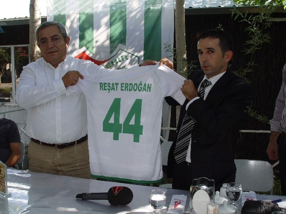 Doğanşehir Belediye Spor Klübü Sporcuları Yemekte Buluştu