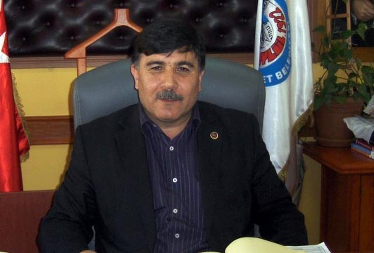 Emet Belediye Başkanı, Partisinden İstifa Etti