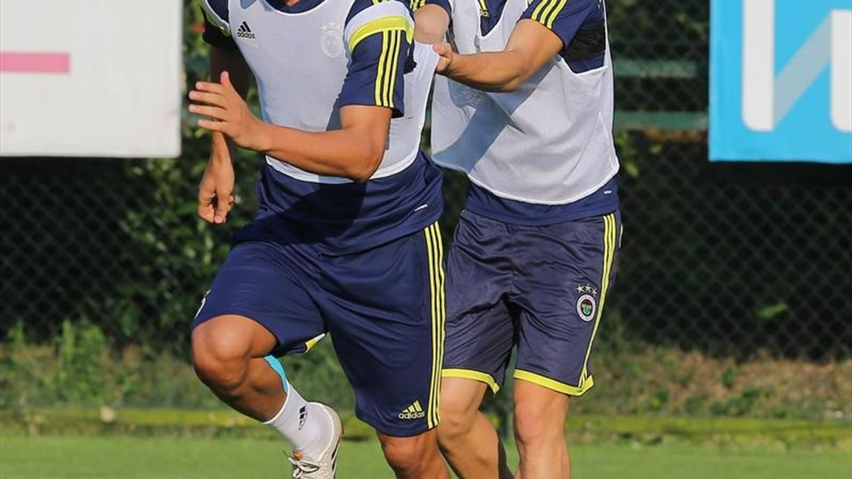 Fenerbahçe İsmail Kartal ile Antreman Yapmaya Devam Ediyor