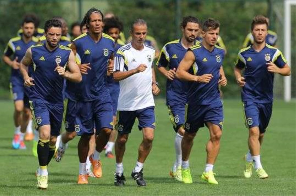 Fenerbahçe\'nin Yeni Hocası İsmail Kartal Oluyor
