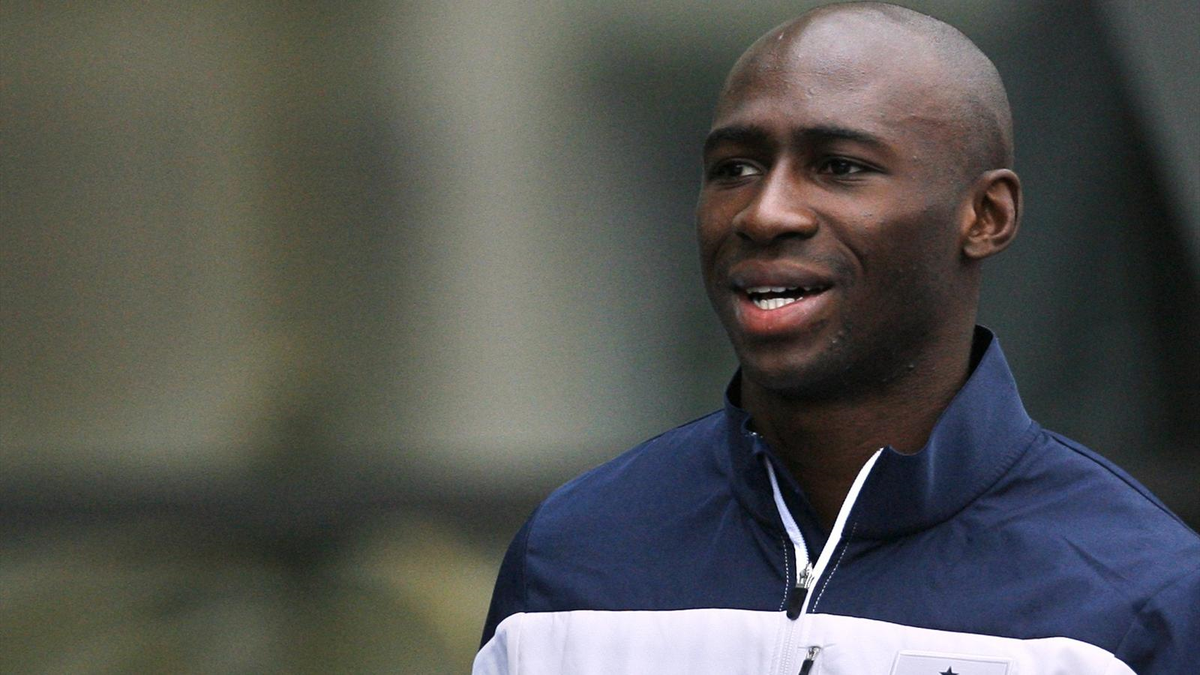 Manchester City, Mangala\'yı Renklerine Bağladı