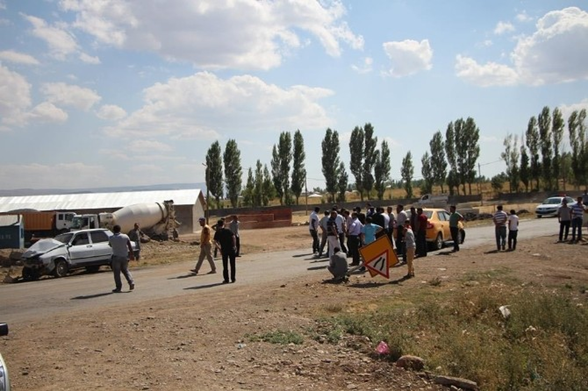 Karlıova\'da Trafik Kazası: 1 Yaralı