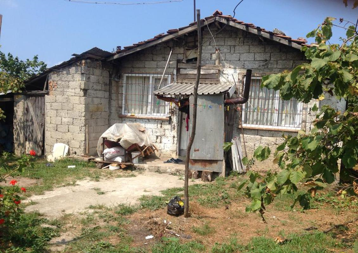 Trabzon\'da Kayınvalidesini Öldürdü, Kayınpederini Yaraladı