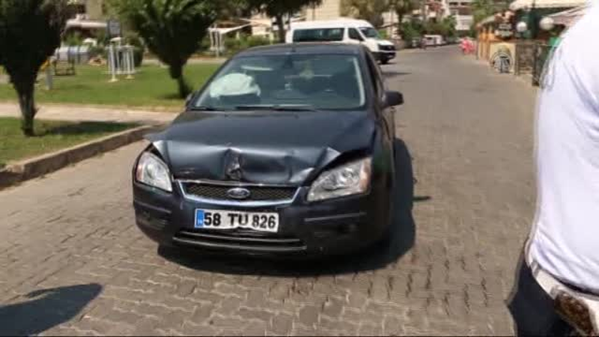 Kaza sonrası kaçmaya çalışan kişinin bıçaklandığı iddiası -