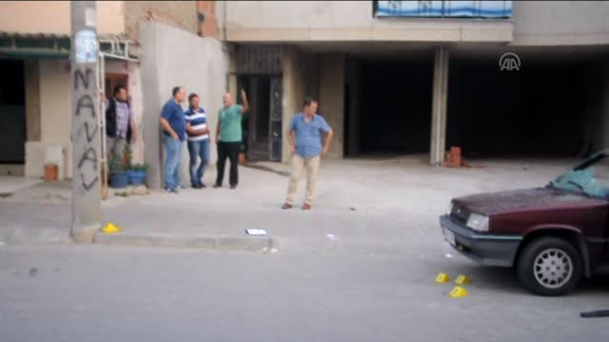 Komşusunu Pompalı Tüfekle Öldürdü