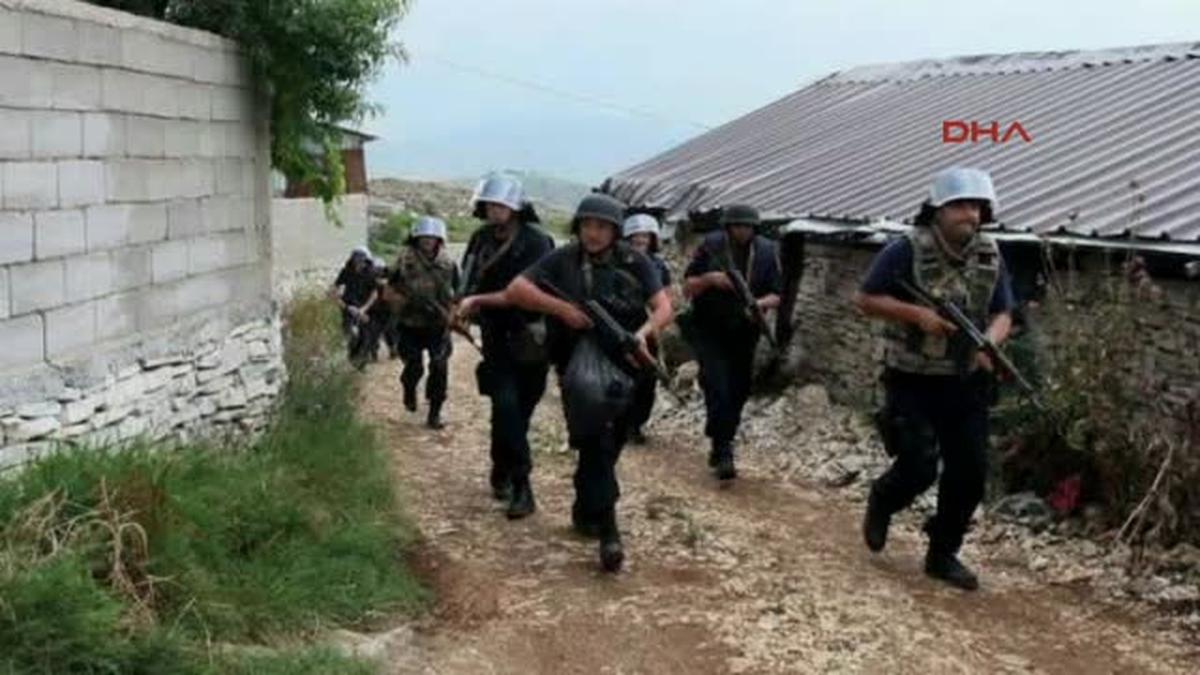 Kosova Polisi Irak ve Suriye\'de Çatışmalara Katılan 40 Kişiyi Tutukladı