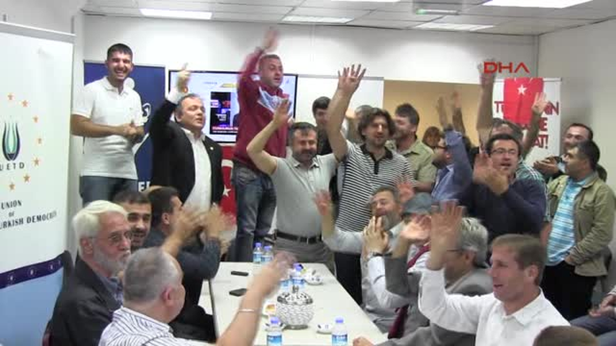 Londra\'da Tayyip Erdoğan Sevinci