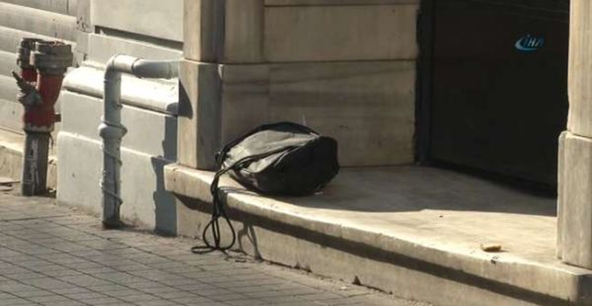 İstiklal Caddesi\'nde Şüpheli Çanta Paniği