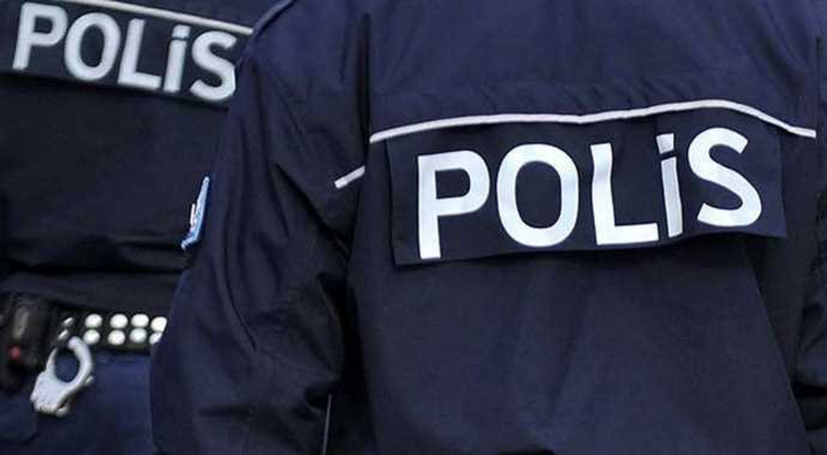 Paralel Yapı Soruşturmasında İki Polis Teslim Oldu
