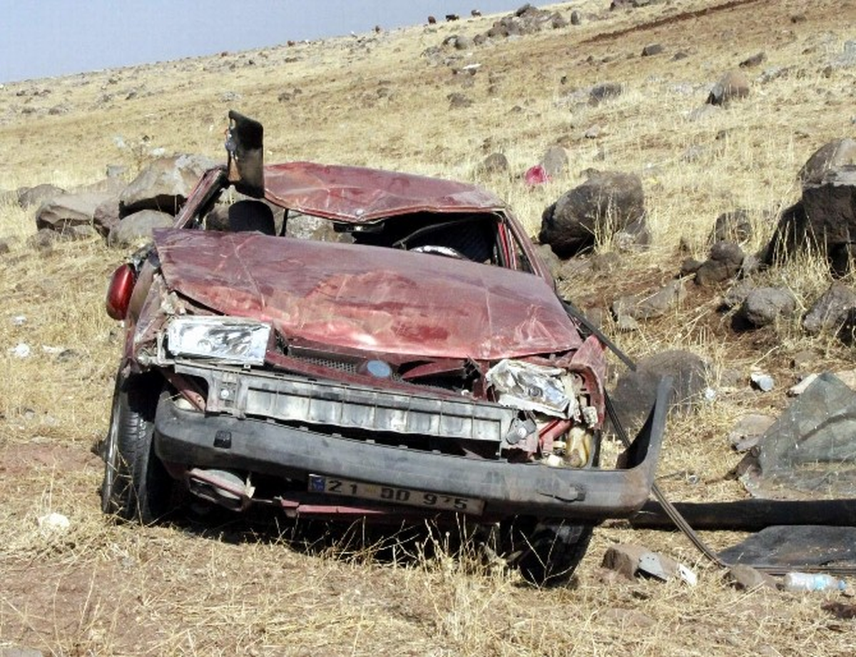 Şanlıurfa Siverek\'te Trafik Kazası: 4 Yaralı
