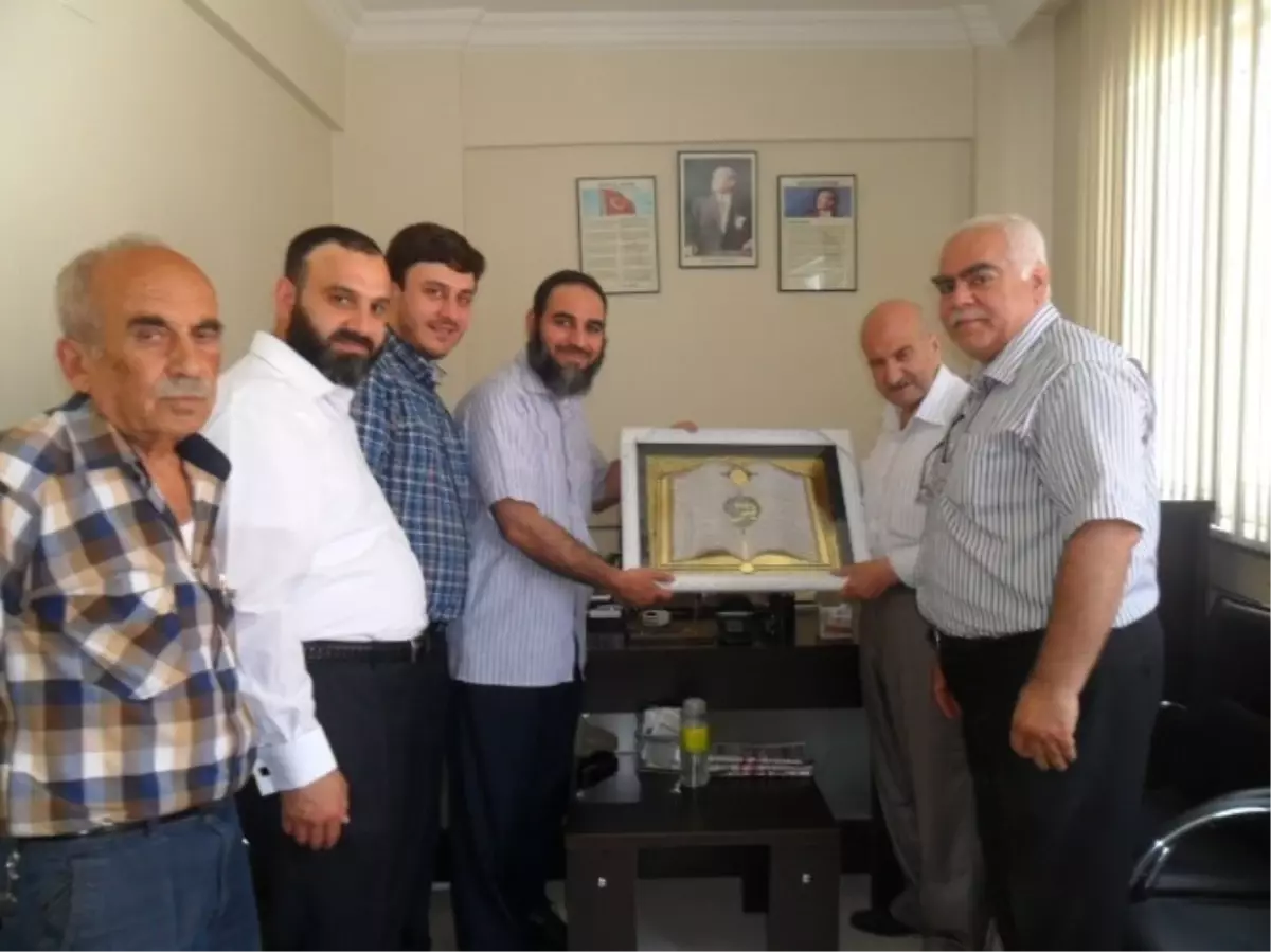 Suriyeli Alimler Birliği\'nden Yoyav\'a Şilt