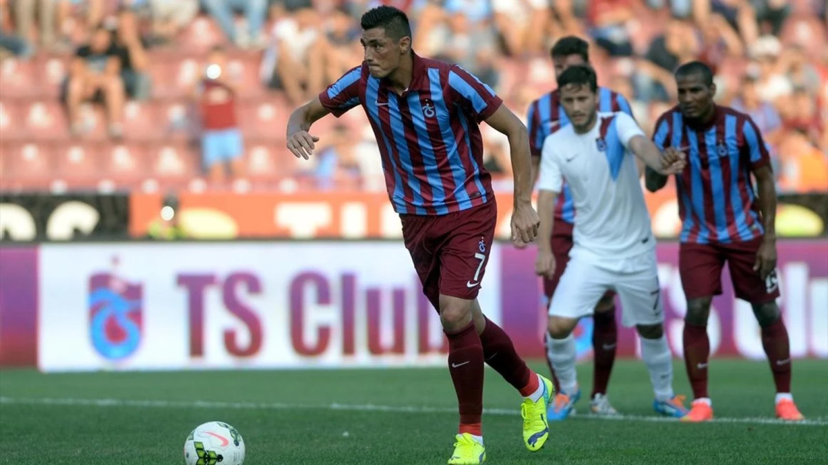 Trabzonspor, Hüseyin Avni Aker\'de Taraftarıyla Buluştu