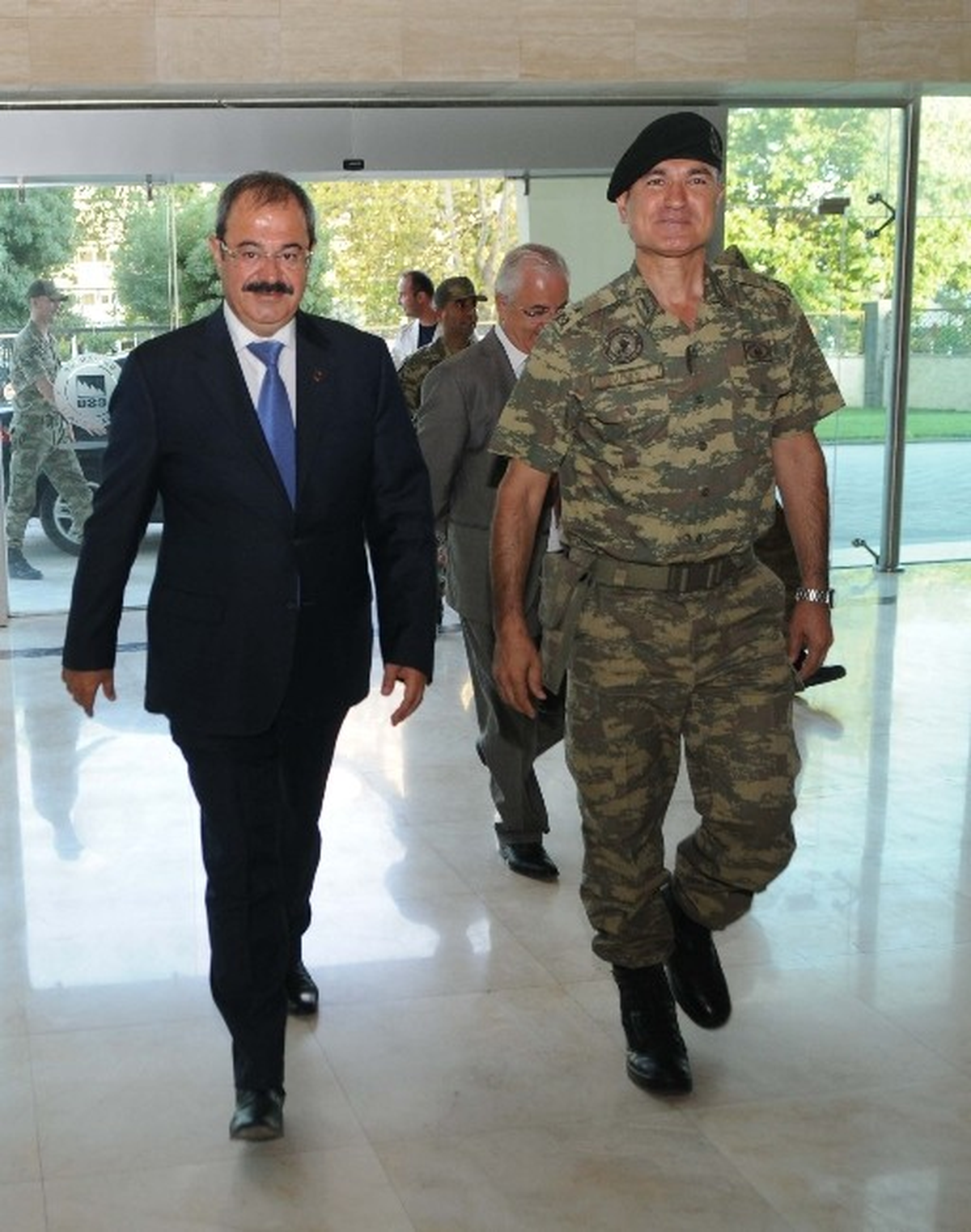 Tuğgeneral Güneş, Sanayicilere Veda Etti