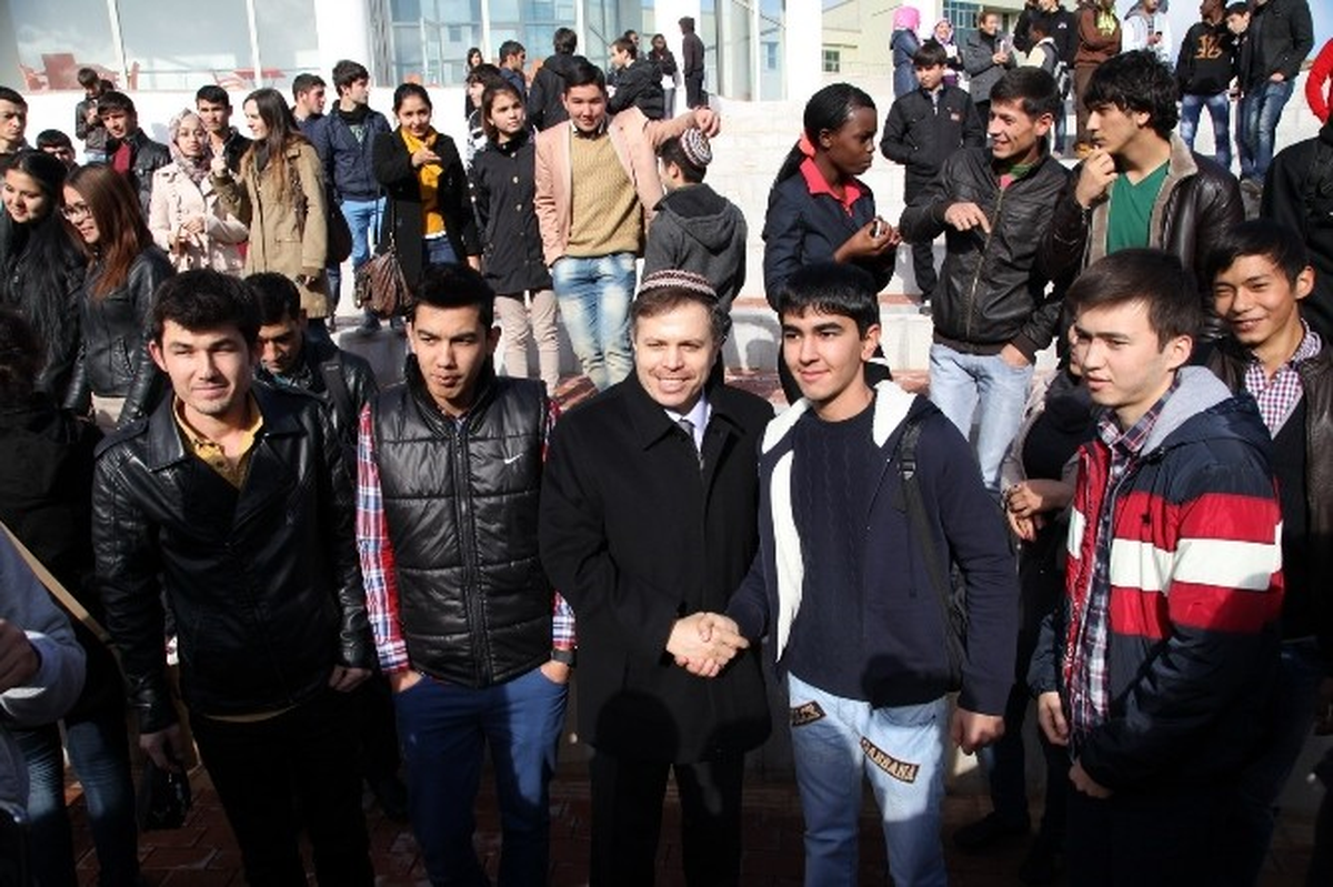 Uluslararası Öğrencilerden Uşak Üniversitesi\'ne Rekor Başvuru