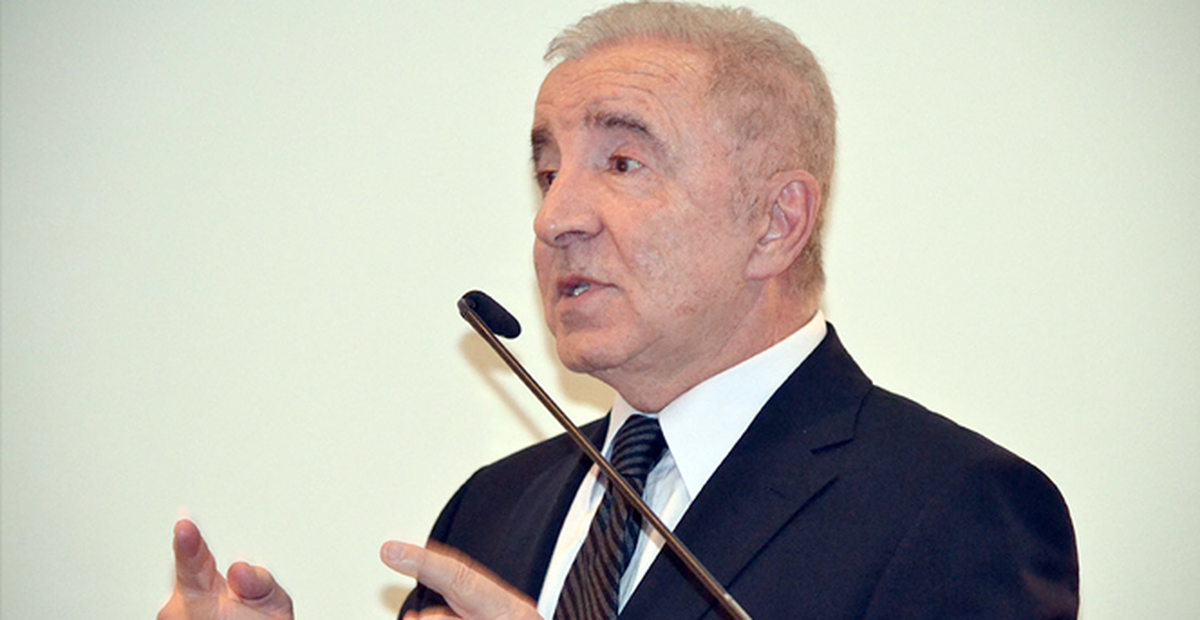 Ünal Aysal\'dan Trabzonsporlu Yöneticilere: Dostlarıma Asla Kırılmam