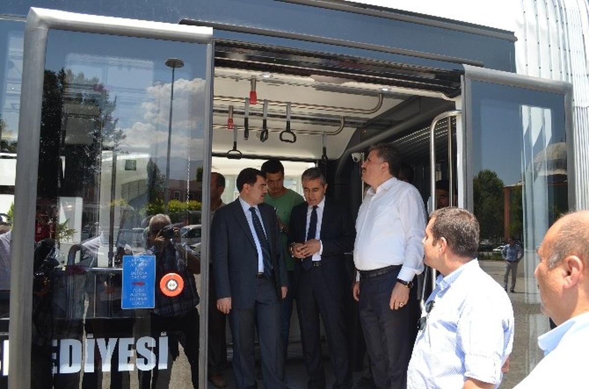 Val İ Şahin Trambüsü İnceledi